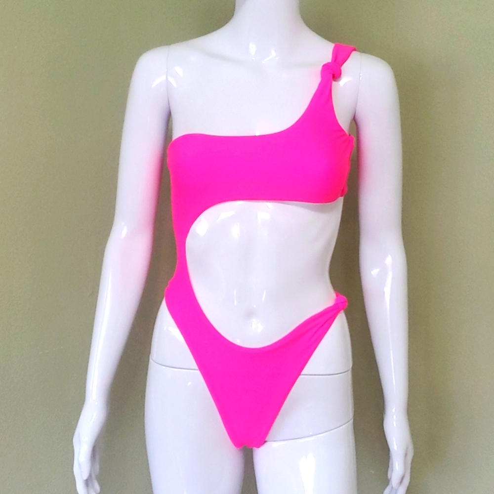 Dixperfect Bathing Suit. - Picture 4 of 5